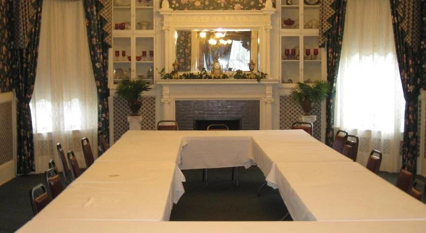 The Mansion at Elfindale