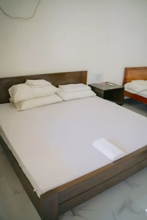LPuerta Travel Inn