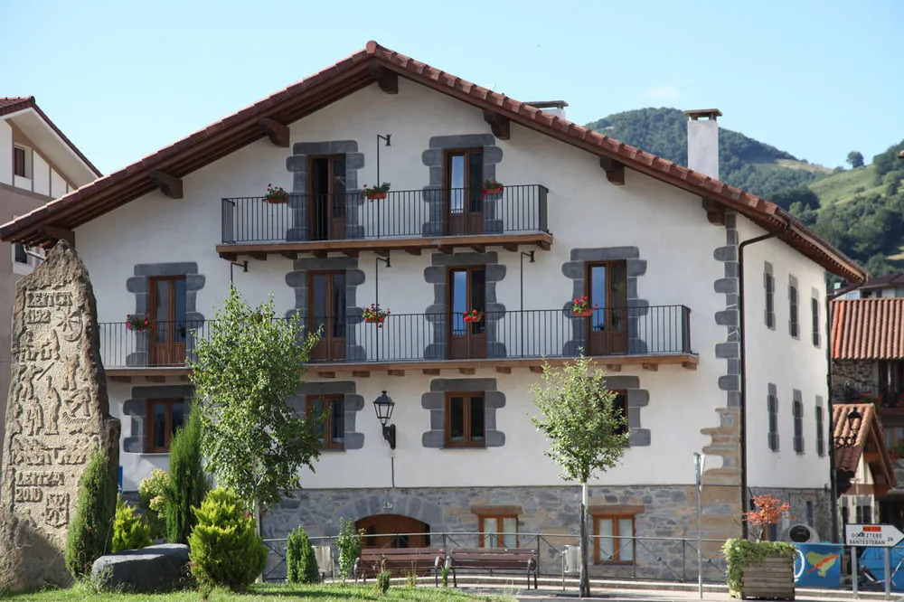 Hostal-Cicloturismo Lopenea