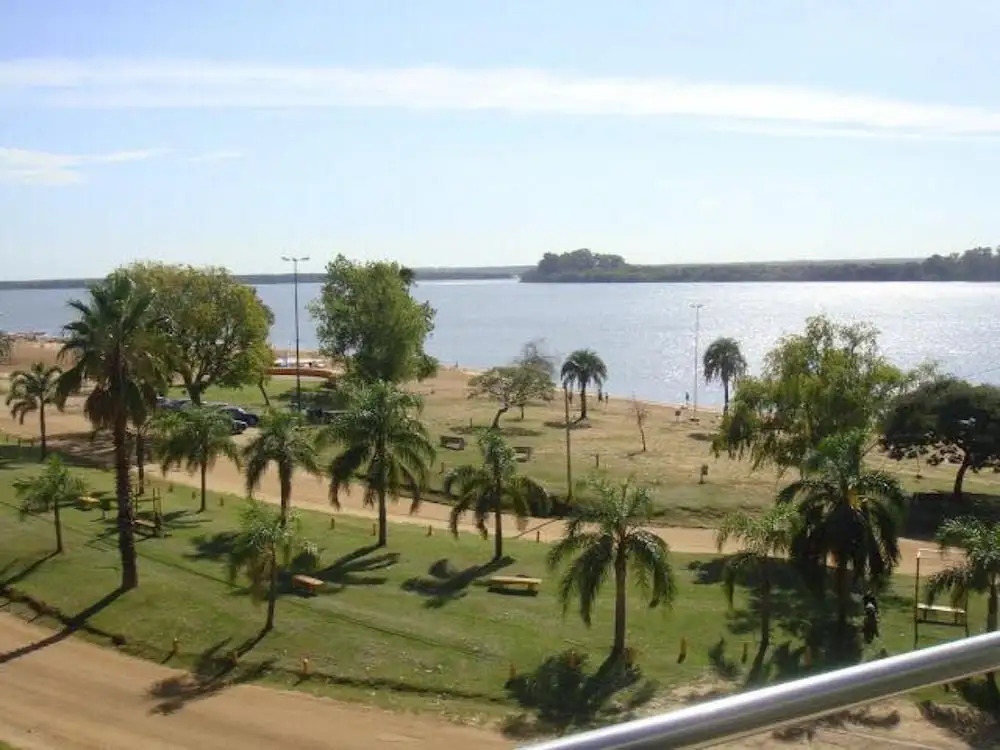 Brisas del Lago Apart y Hotel