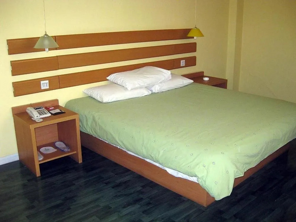 Lijing Hotel - Heze