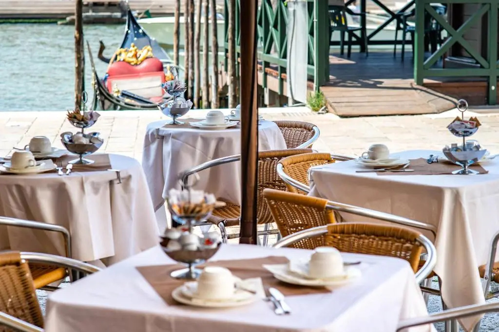 Hotel Antiche Figure