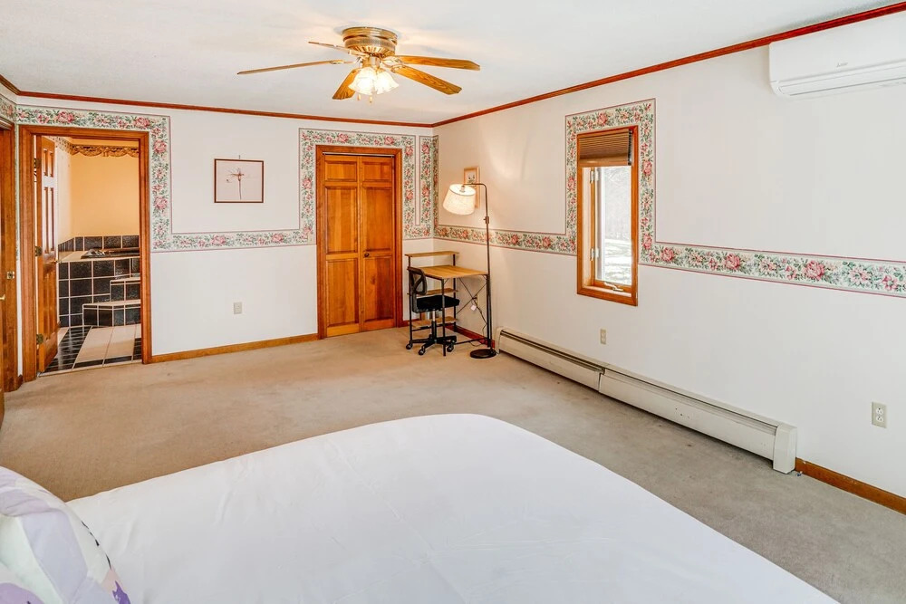 Bennington Home w/ Deck ~ 5 Mi to Bald Mountain!