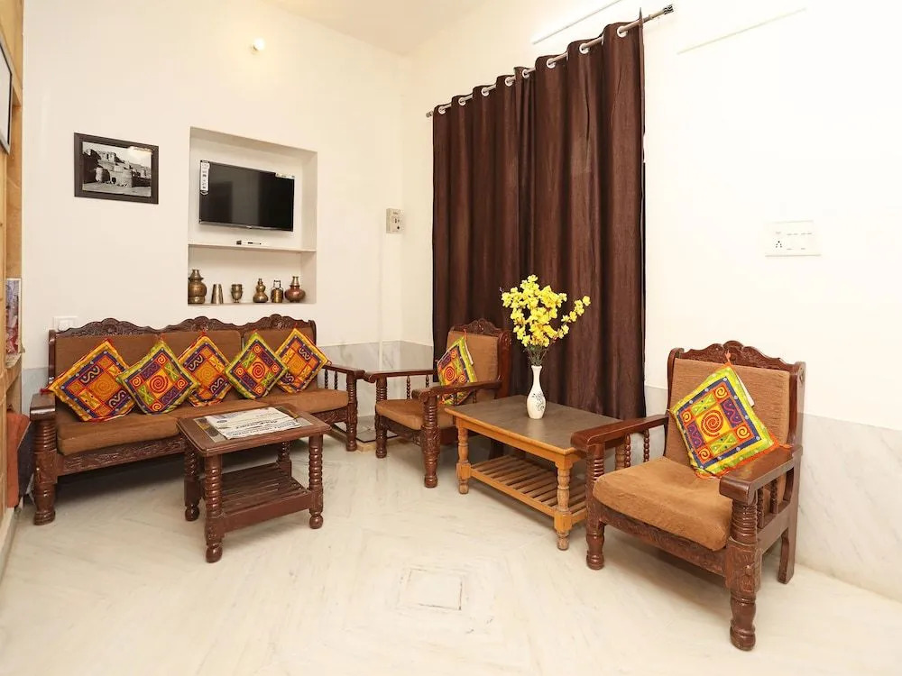 OYO 9470 The Grace Inn
