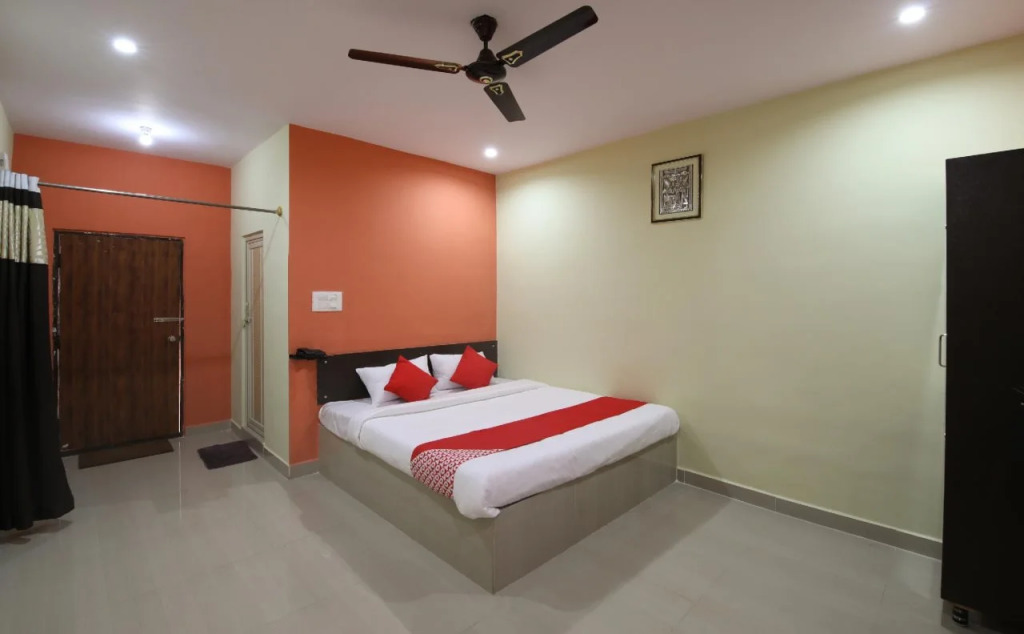 H3 Rooms By OYO Rooms