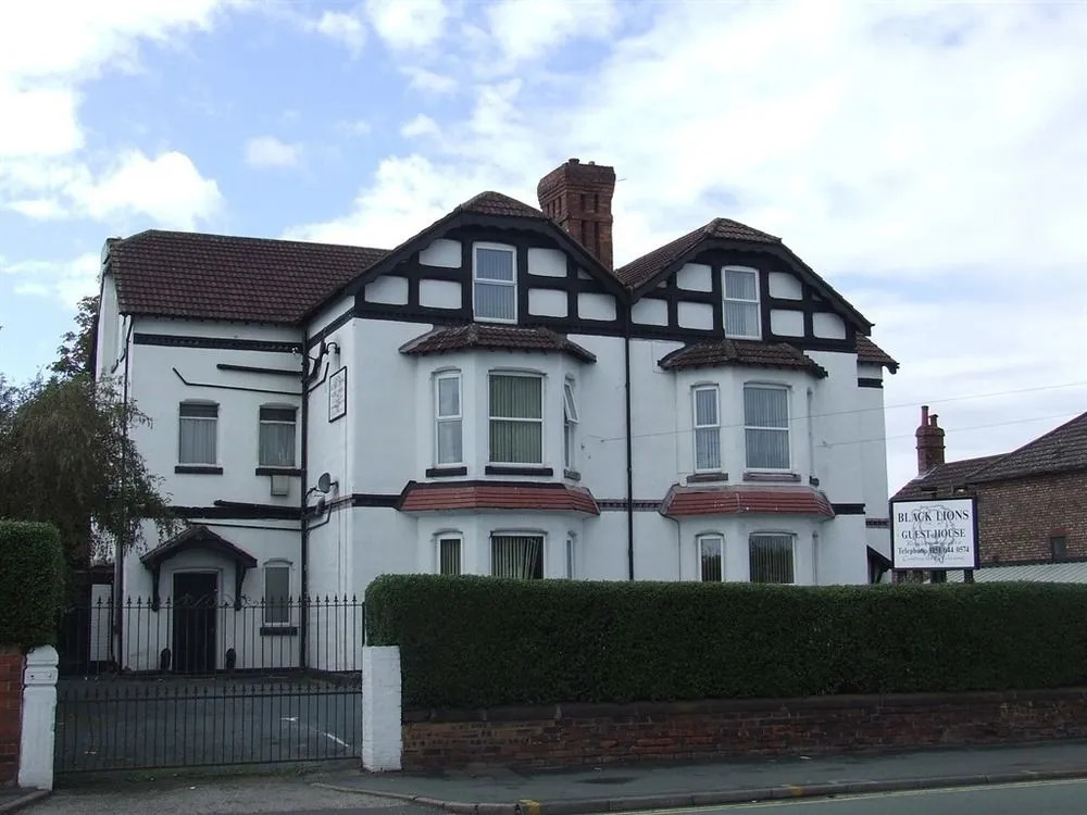 Black Lions Guest House