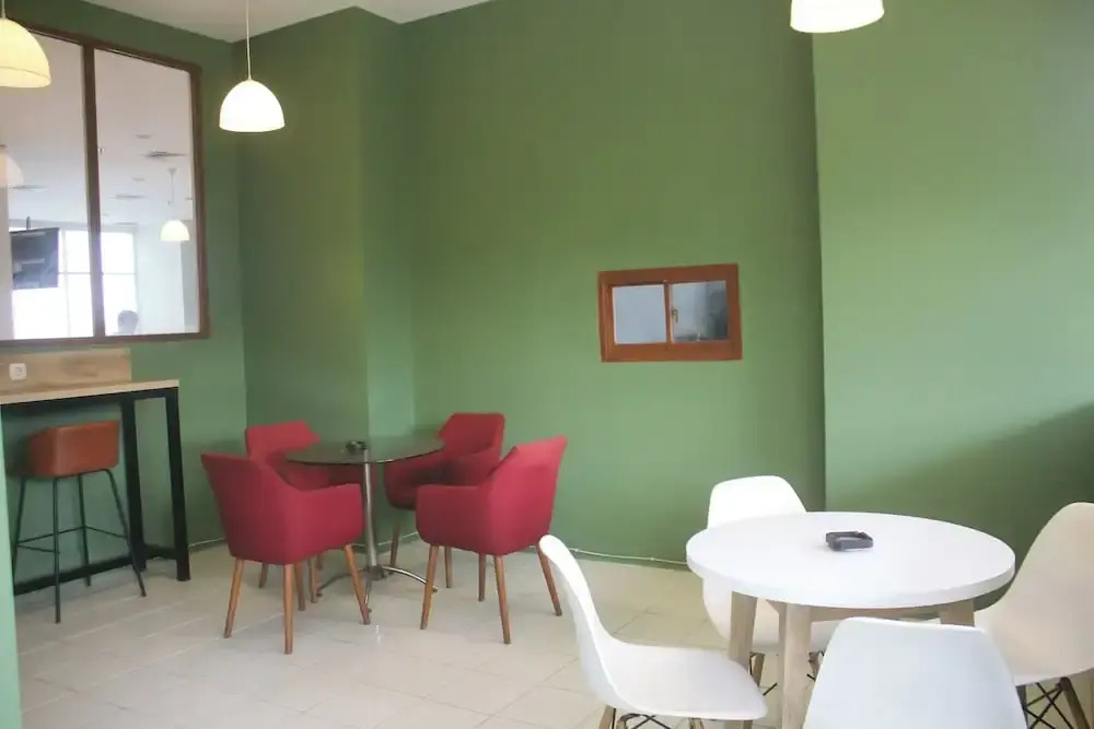 Urban Hotel Serpong