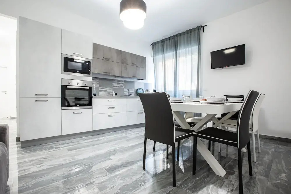 Gregorio VII Halldis Apartment