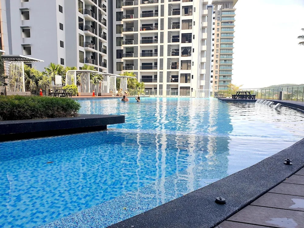 D' Latour @ Bandar Sunway by BeeStay [5 pax]