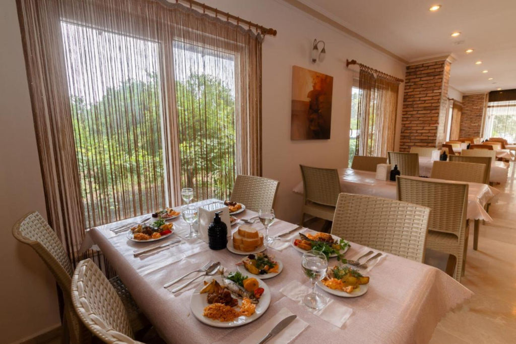 Grand Hotel Derin - All Inclusive