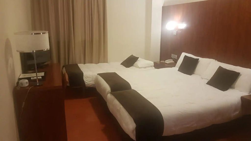 Hotel Familia Conde