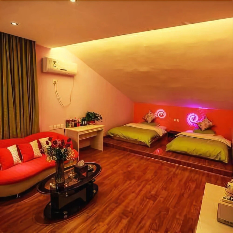Ruoshuigu Leisure Hotel