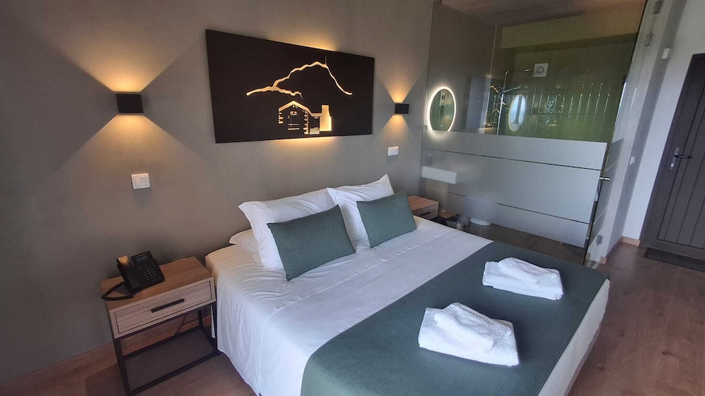 Refúgio dos Capelinhos - Villa e Suites