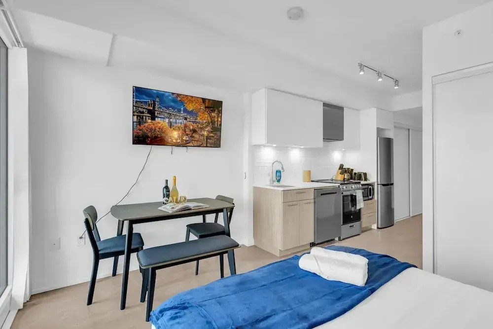 Jarvis Suites - Prime Location