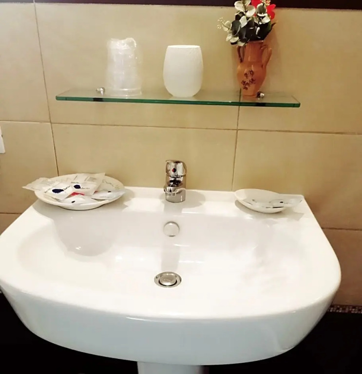 B&B Faro Bianco