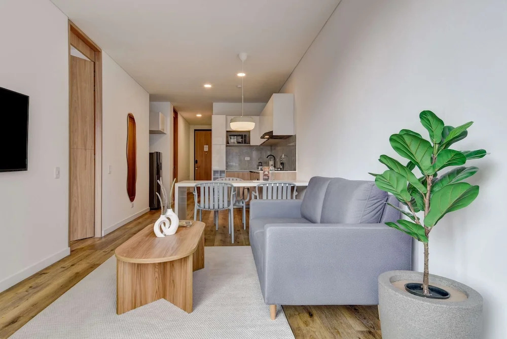 w Amazing 2BR w Balcony in Chapinero Alto