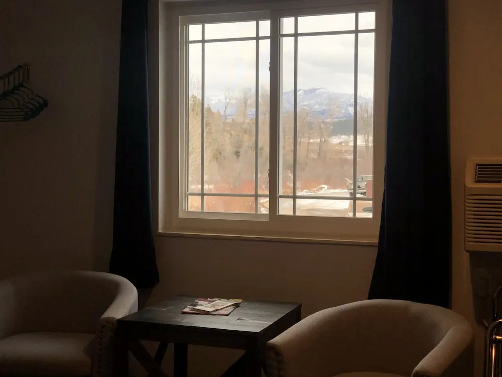 RiverWalk Inn