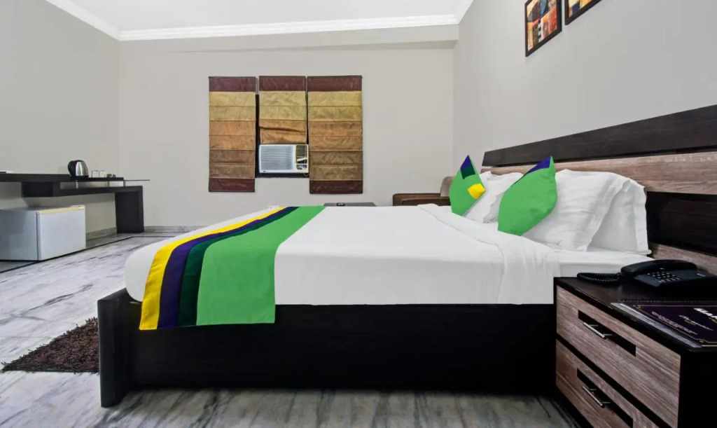 Treebo Maharaja Residency Family Hotel
