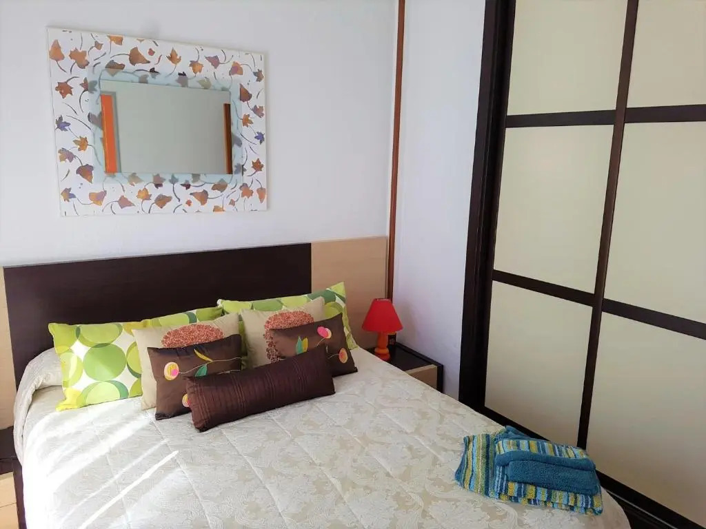 HABITACIONES CON WC PROPIO, COCINA COMPARTIDA Sopela LBI217