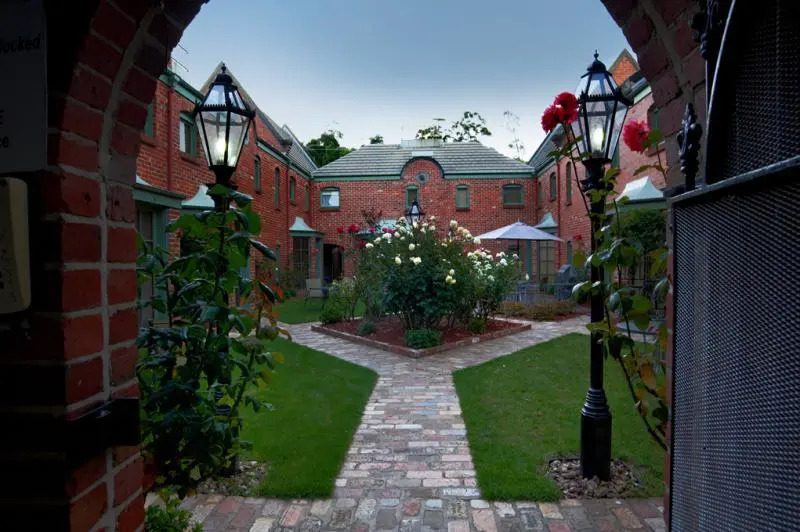Ballarat Mews Serviced Apartments