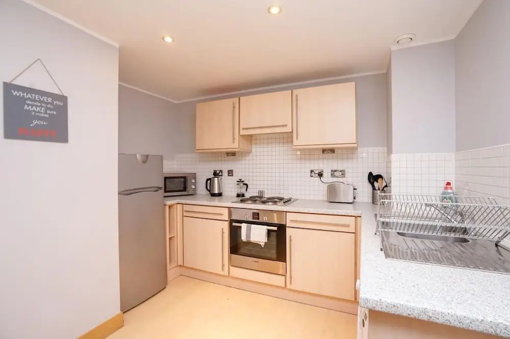 Leeds City Centre Apartment with River View