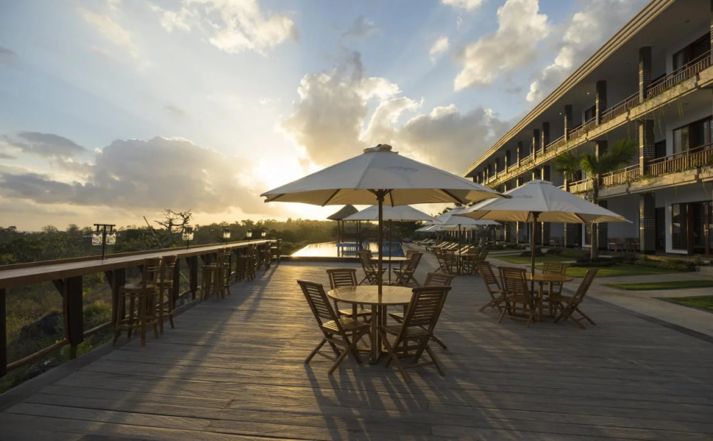 Semabu Hills Hotel Nusa Penida