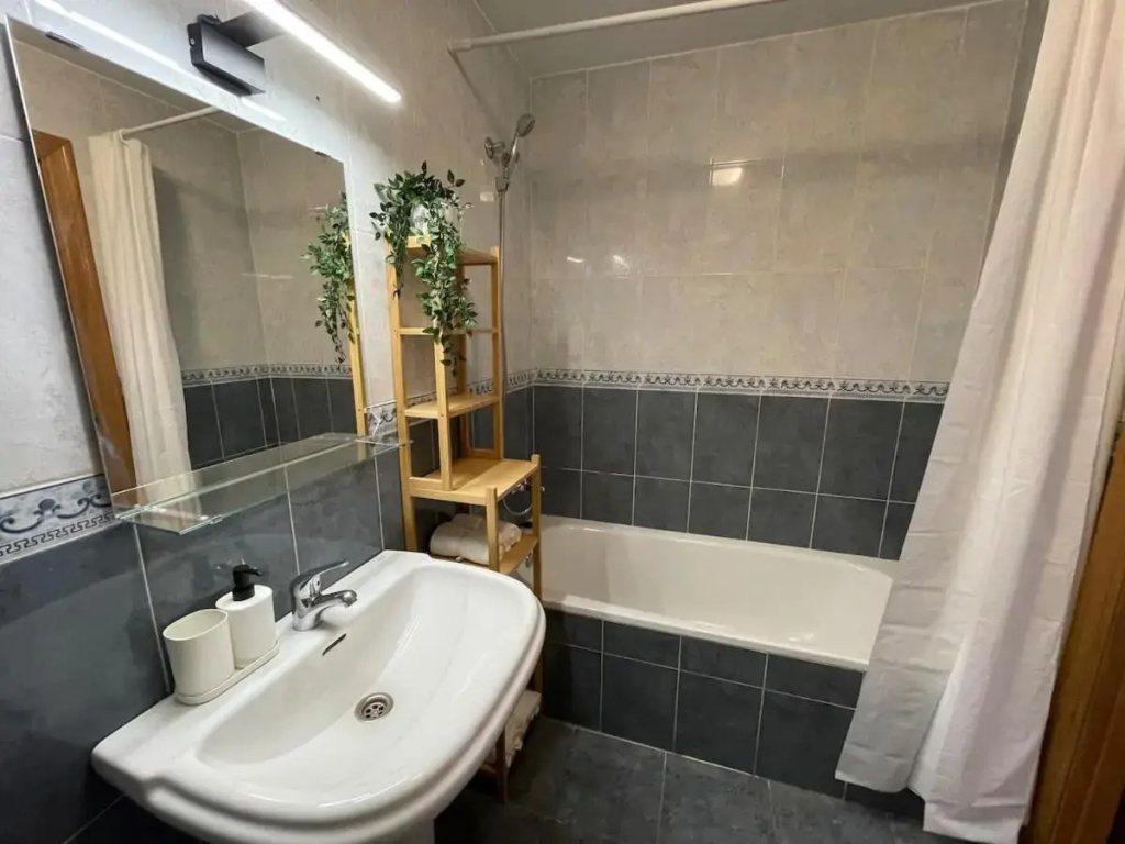 Apartamento y Piso frente al mar con vistas en Garrucha