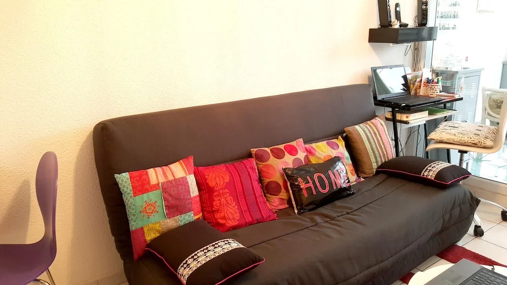 Apartment With one Bedroom in Pérols, With Pool Access, Furnished Terr