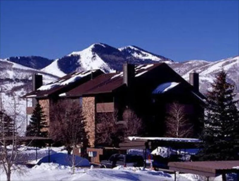 PowderWood Condominiums