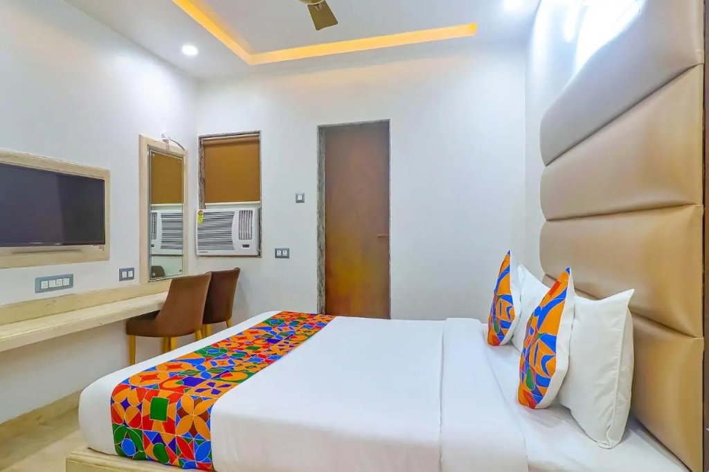 Fabhotel Ruklo