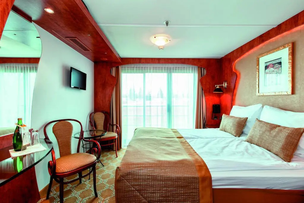 Crossgates Hotelship Nizzaufer - Frankfurt