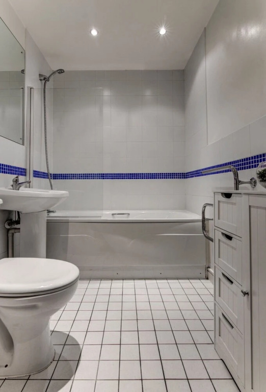 Bright, Spacious 2BR Ancoats Apt for 4 W/balcony