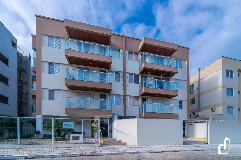 Apartamento com 02 dormitórios
