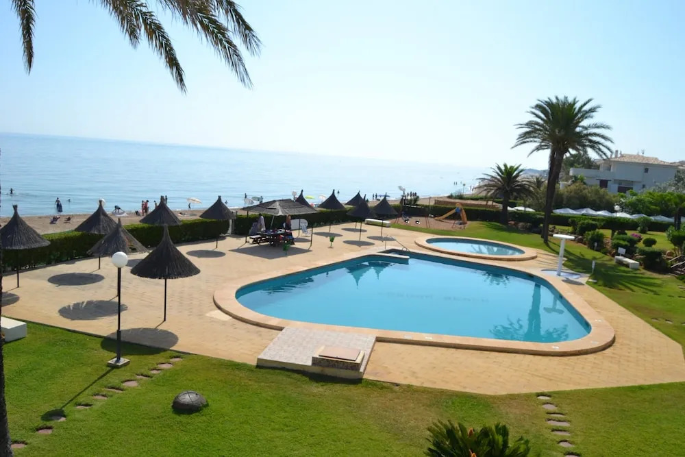 Holiday Home Laguna Beach Plus by Interhome