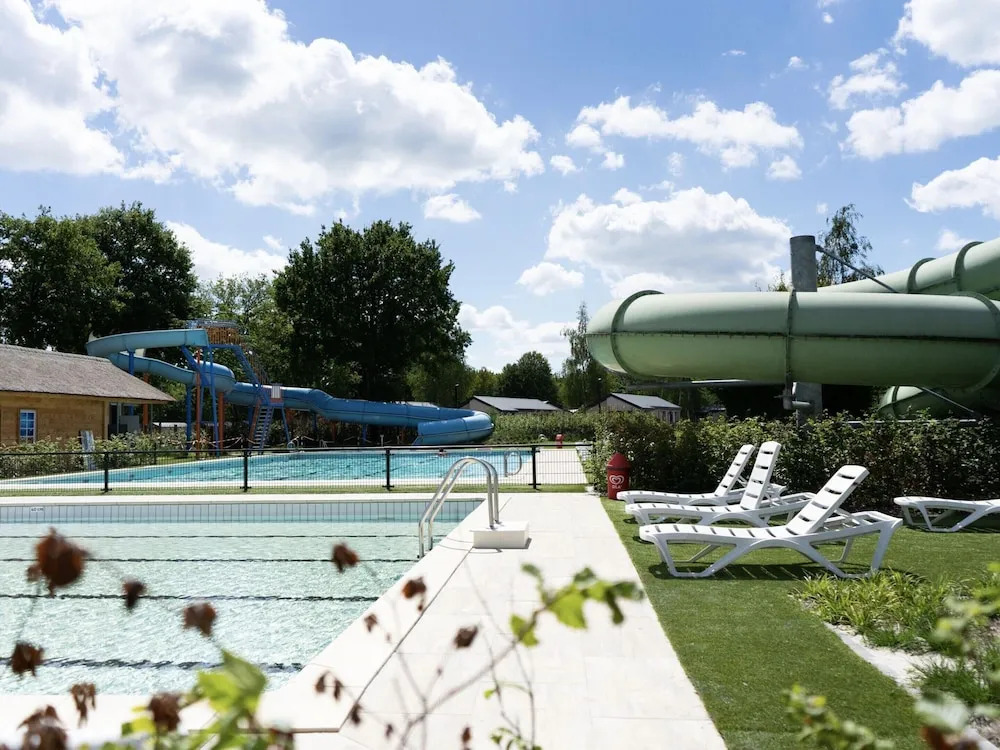 Nice Chalet With Dishwasher, Near Efteling