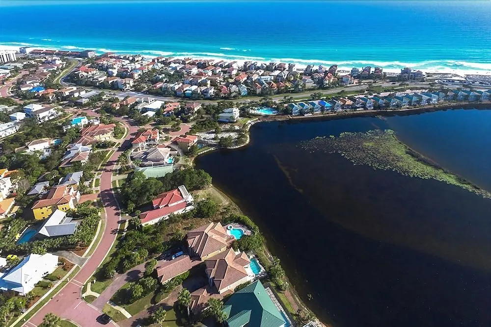 Destiny Tranquility 5 Bedroom Holiday Home by Five Star Properties