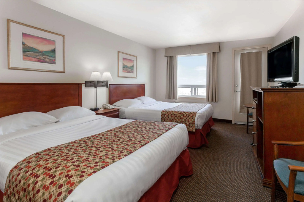 Super 8 by Wyndham Caraquet