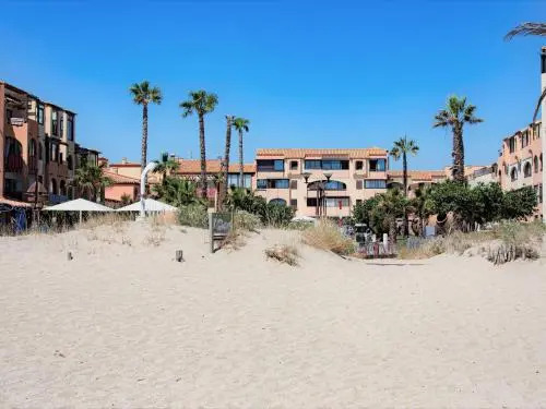 Apartment Front de Mer.8