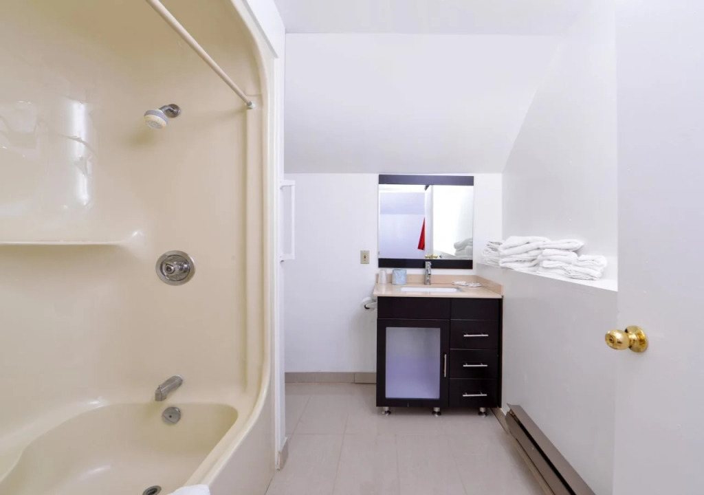 Motel 6-Trenton, ON