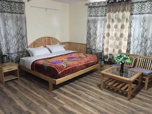 Pink Bud Cottage Manali - Nested In Nature's Lap
