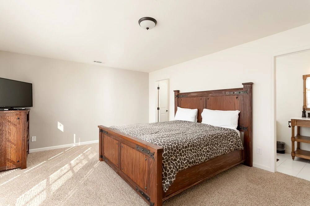 523 Paine No. 12 - 4 Br Home