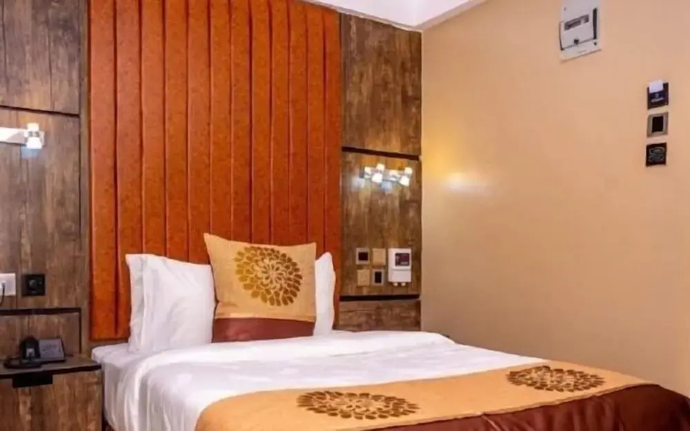 Joker Hotel And Suite