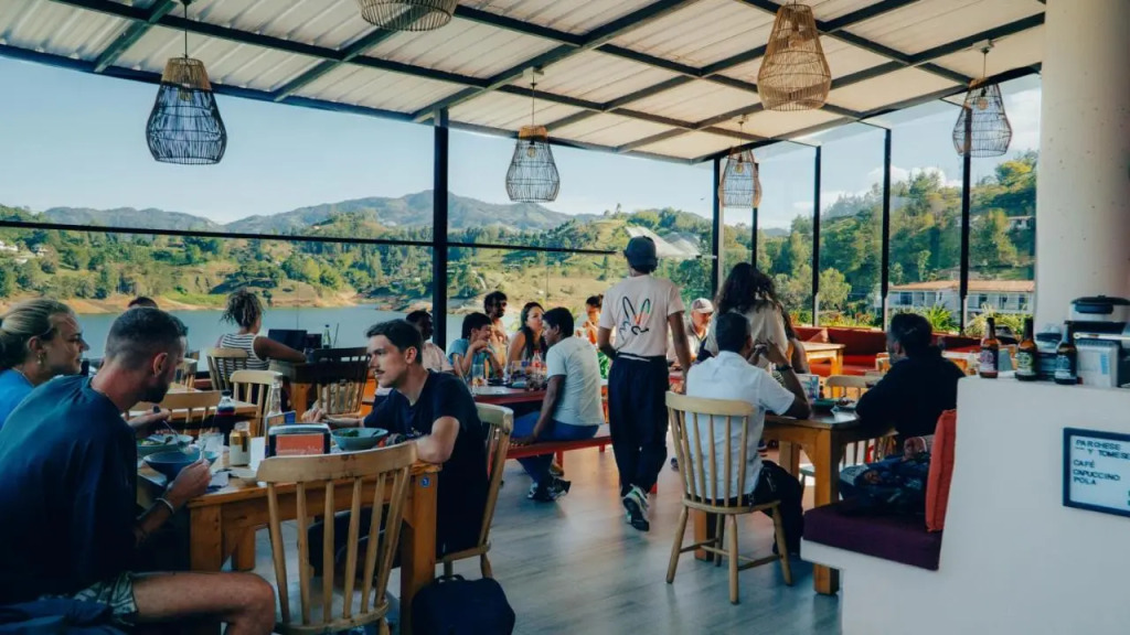 Viajero Guatapé Hostel & Lake Club