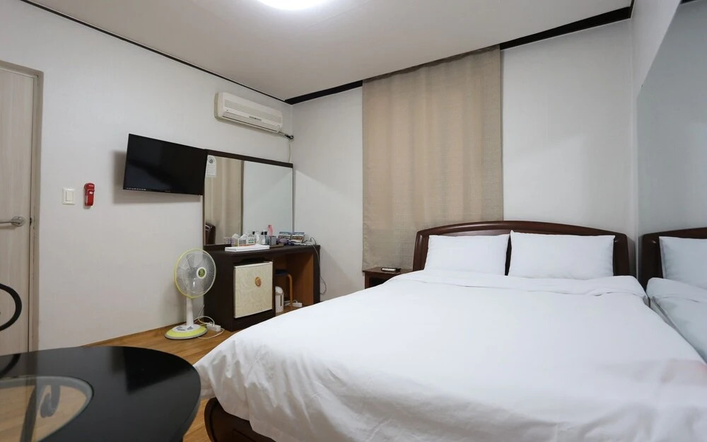 Gangneung Miseongjang Motel