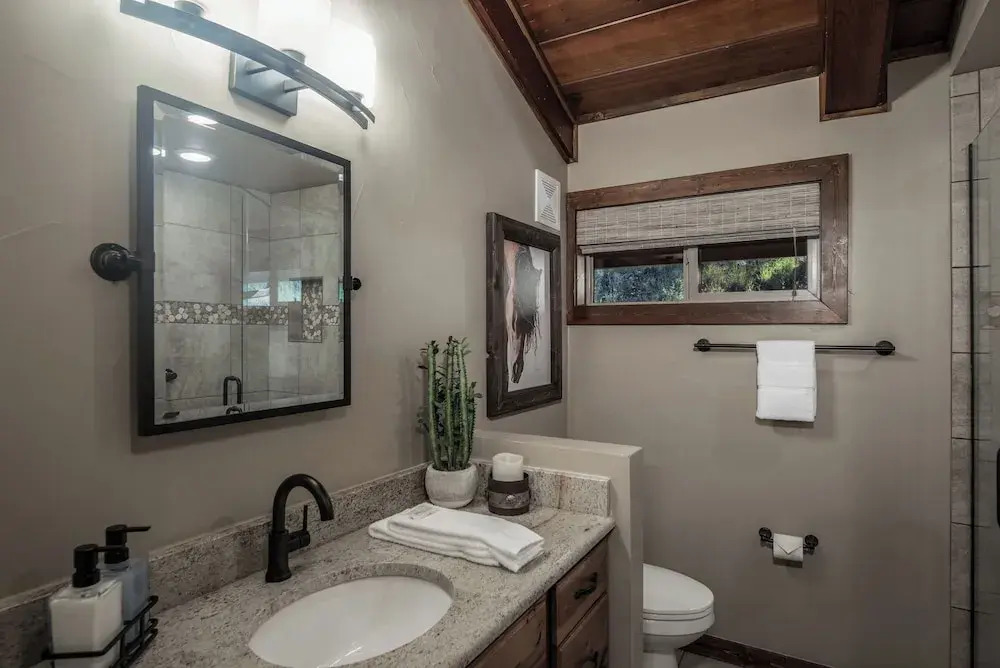 Moon Mountain Escape by Ruidoso Vacation Rentals