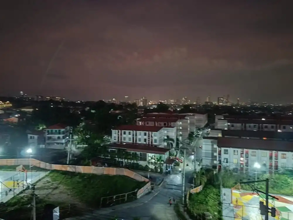Deca Homes Condominium