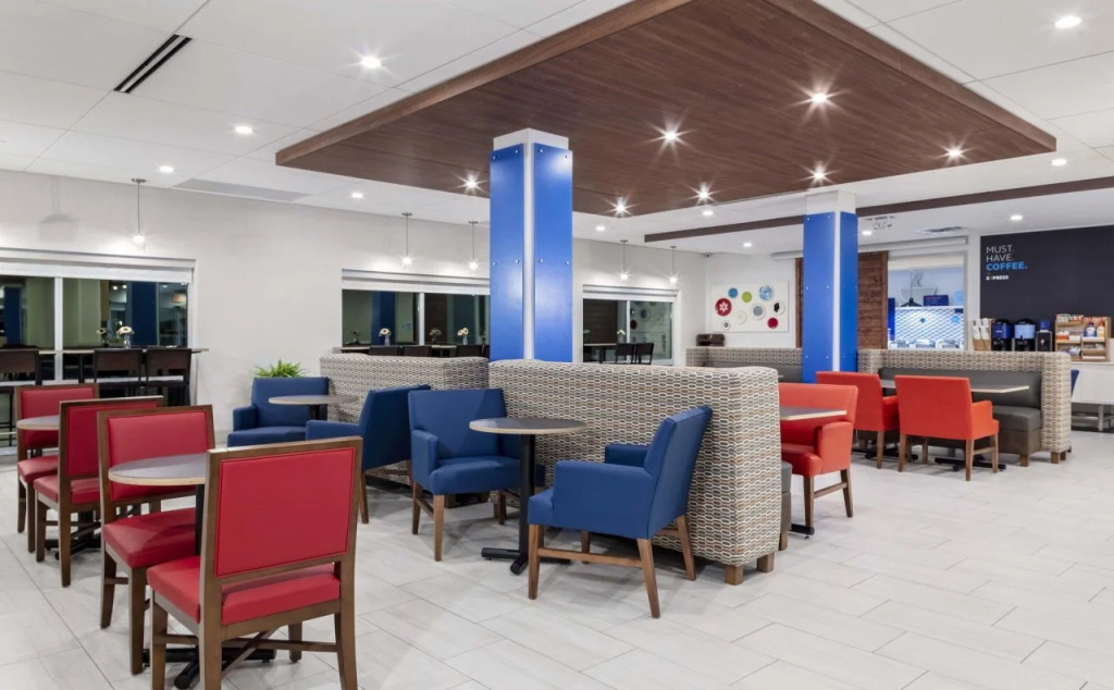 Holiday Inn Express & Suites - Madison by IHG