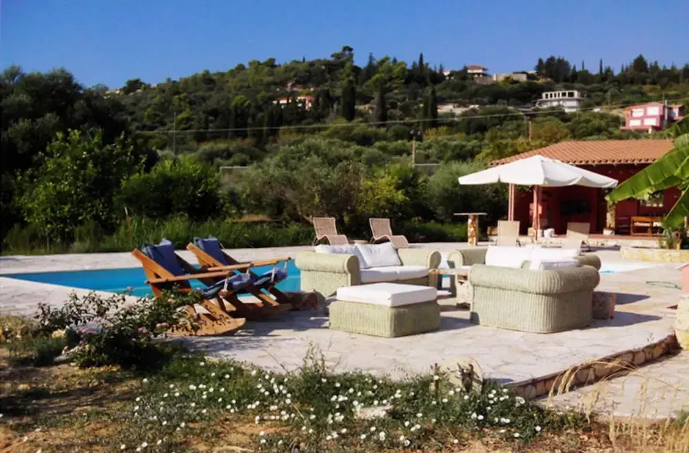 Villa Mitis - A Bohemian Private Pool Retreat