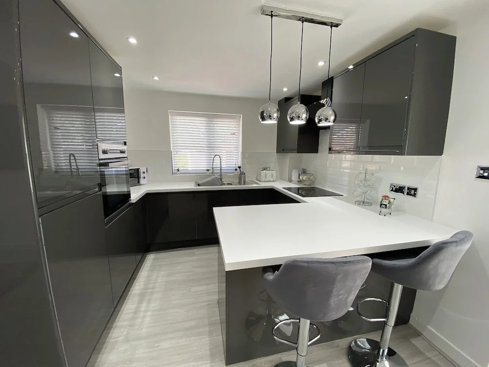 Lovely Refurbished 3-bed House in Liverpool