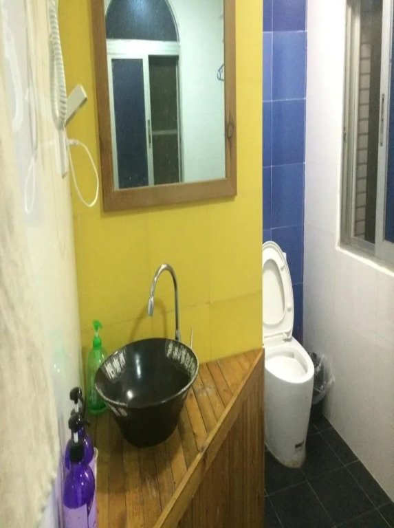 Ximen Tahiti Hostel